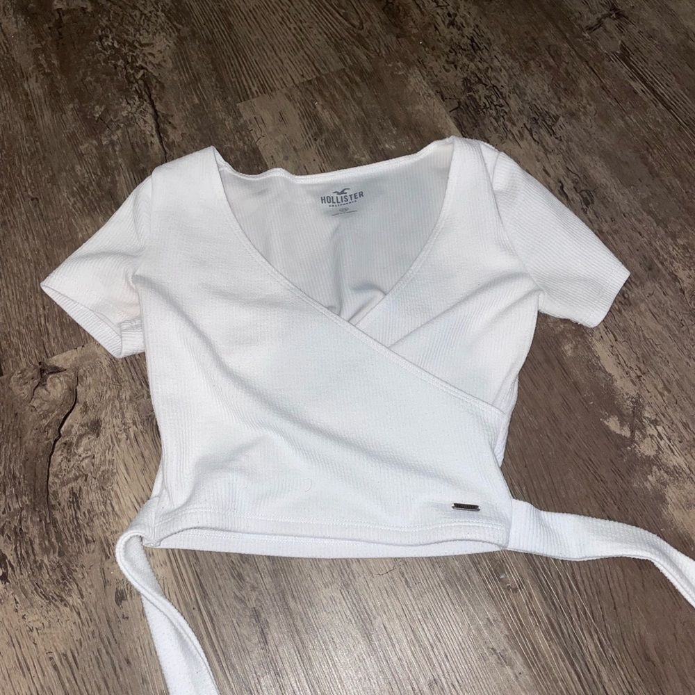 hollister shirt